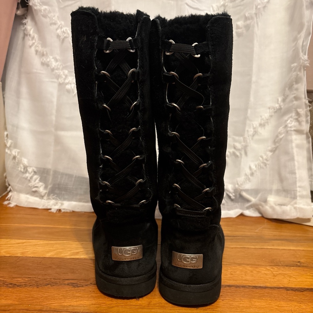 vintage ugg boots women’s size 9